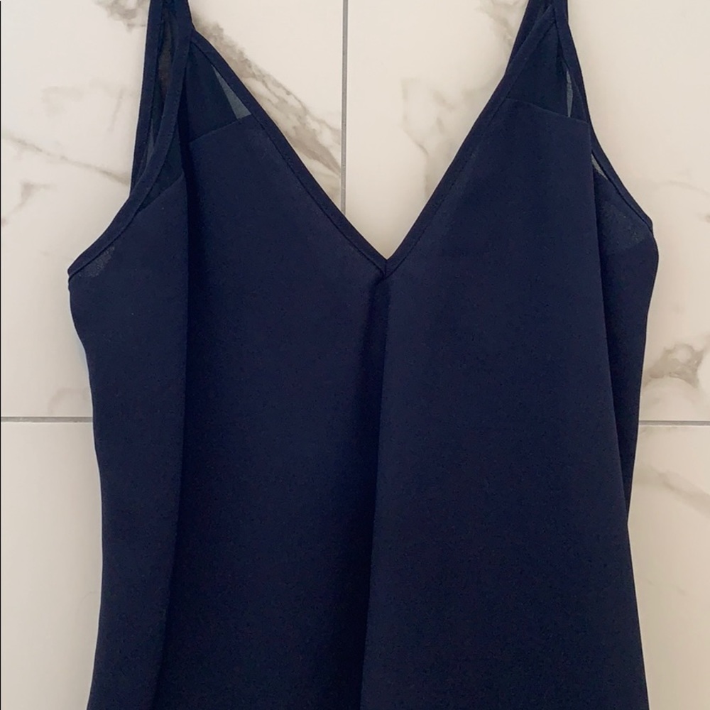 Low back light weight top